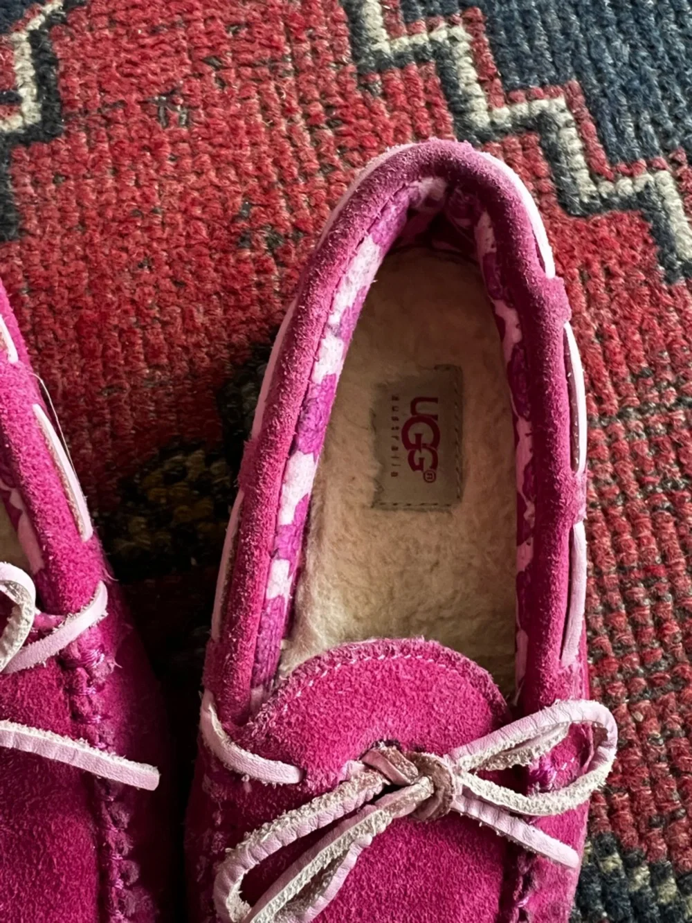 UGG Kids Fuchsia Suede Moccasin Slippers with Bow, Size 11